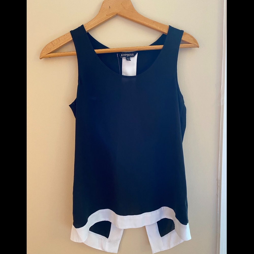 Blank and white Express tank with open back!!